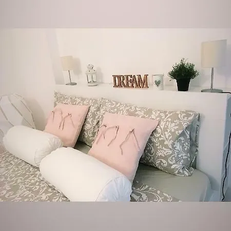 דירה Lisetta's House מונריאלה